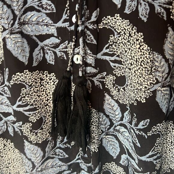 Elan Blue Floral Print V-Neck Button Up Tassel Blouse Top - Picture 7 of 7